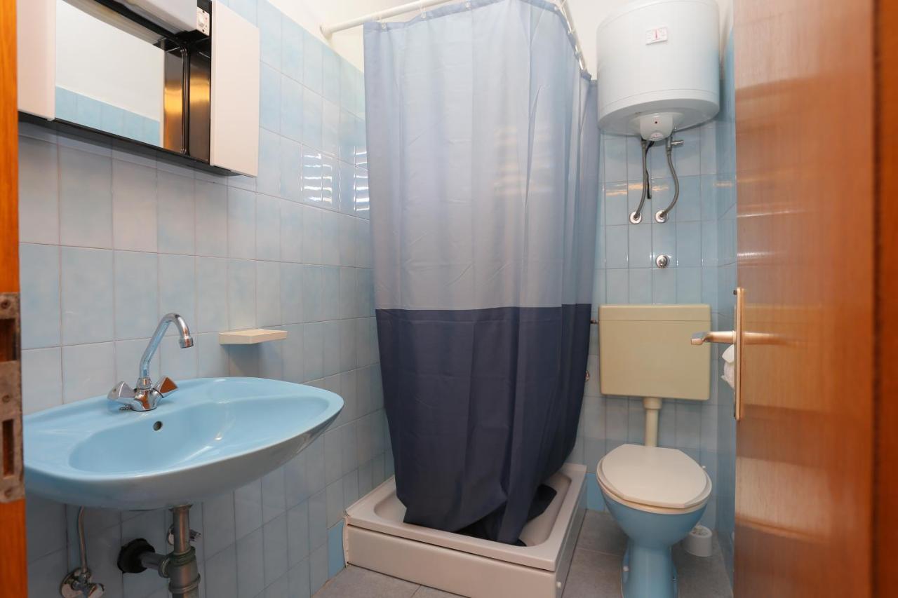 Apartments By The Sea Zivogosce - Blato, Makarska - 1057 Blato  Extérieur photo