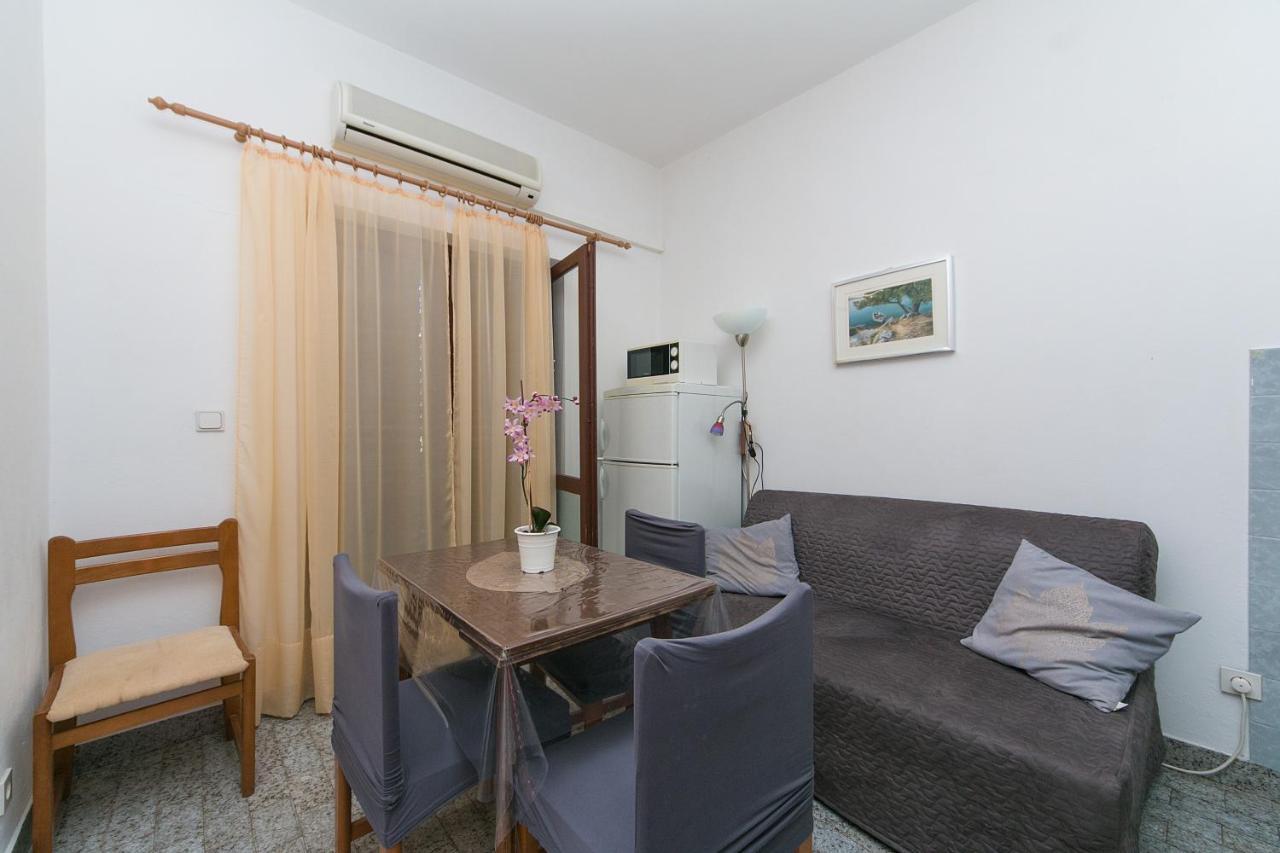 Apartments By The Sea Zivogosce - Blato, Makarska - 1057 Blato  Extérieur photo