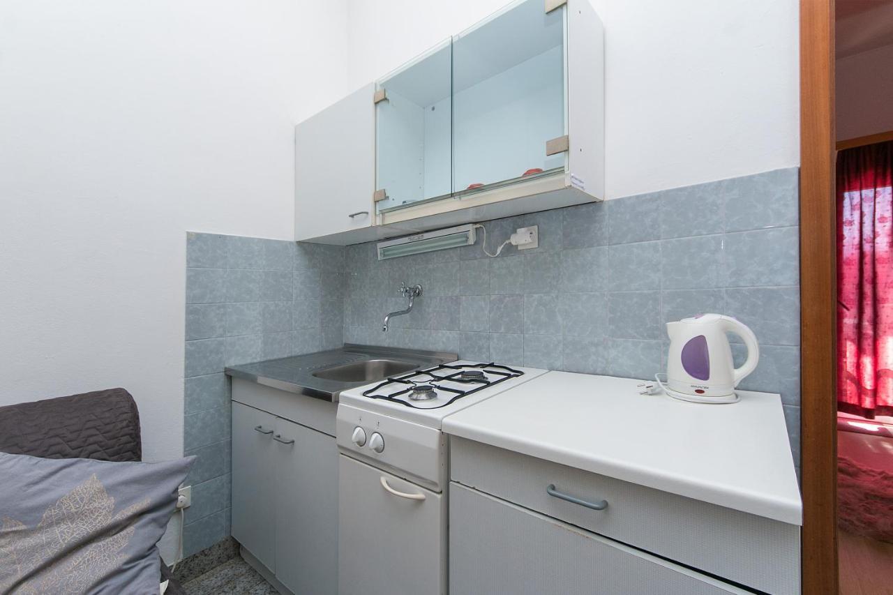 Apartments By The Sea Zivogosce - Blato, Makarska - 1057 Blato  Extérieur photo