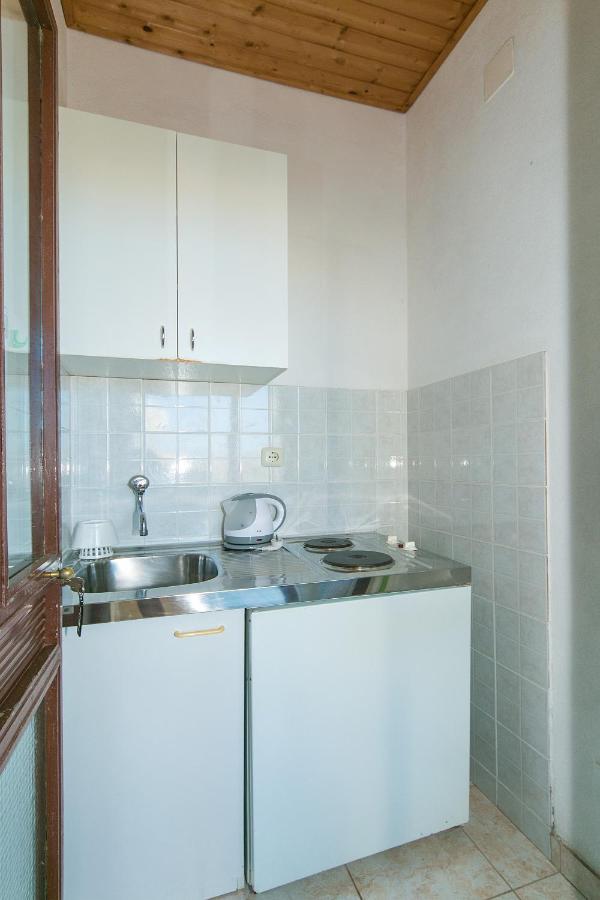 Apartments By The Sea Zivogosce - Blato, Makarska - 1057 Blato  Extérieur photo