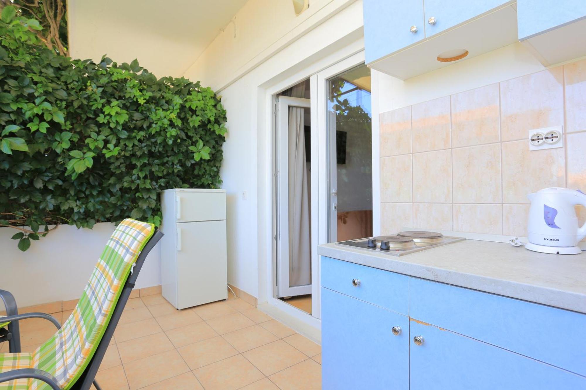 Apartments By The Sea Zivogosce - Blato, Makarska - 1057 Blato  Chambre photo