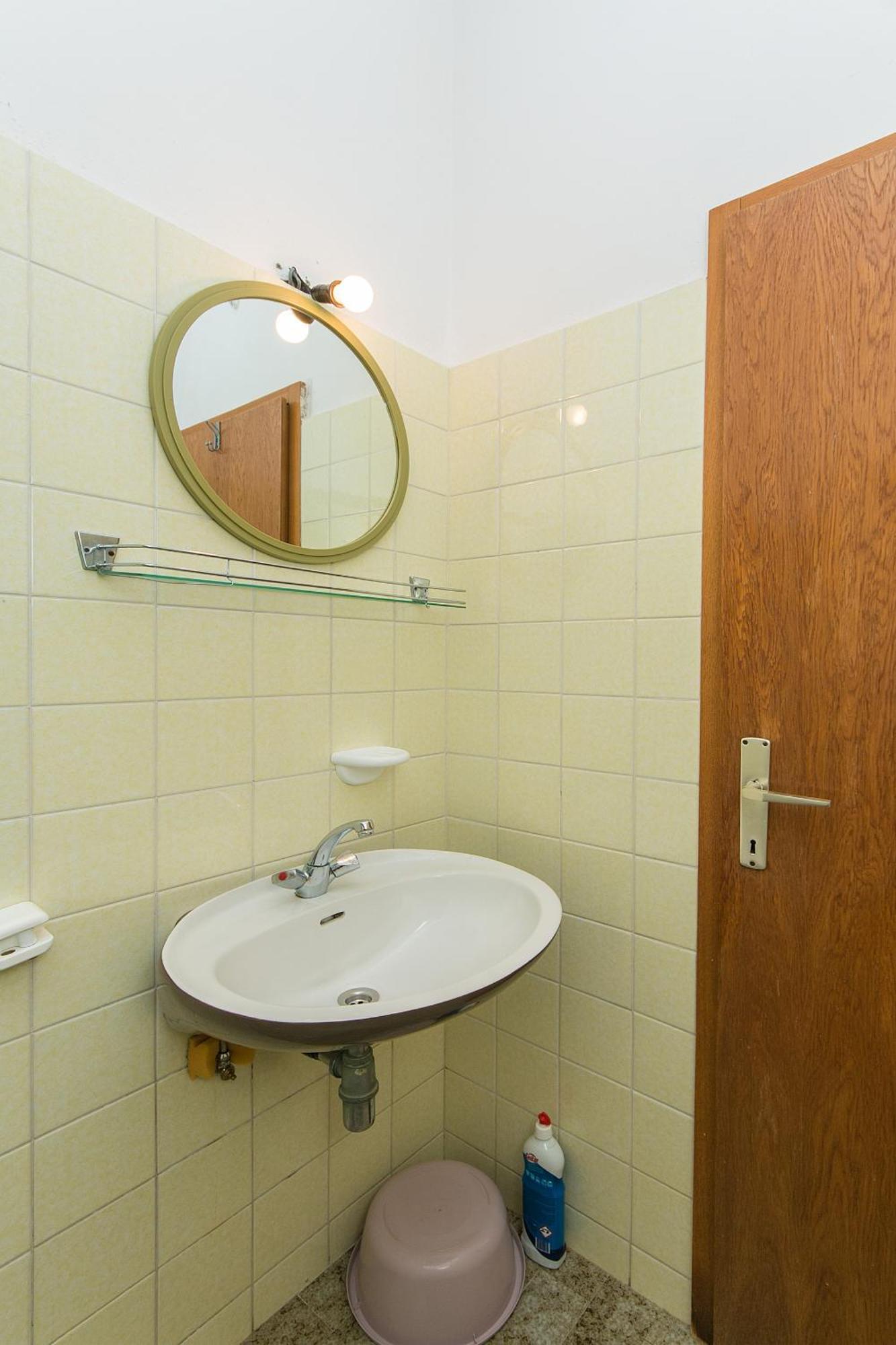 Apartments By The Sea Zivogosce - Blato, Makarska - 1057 Blato  Chambre photo