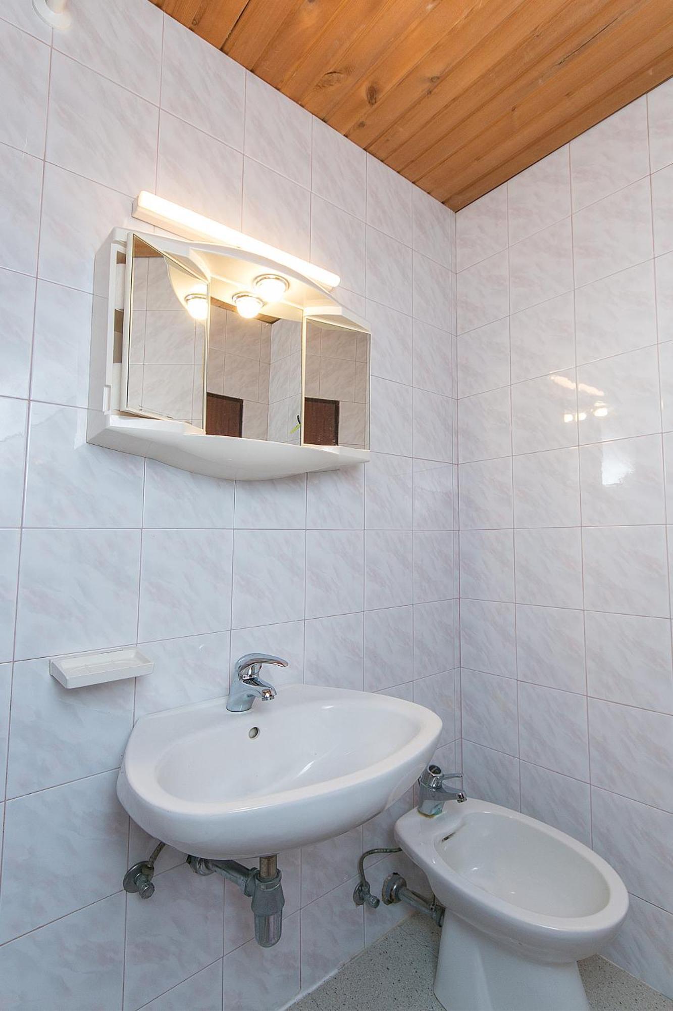 Apartments By The Sea Zivogosce - Blato, Makarska - 1057 Blato  Chambre photo