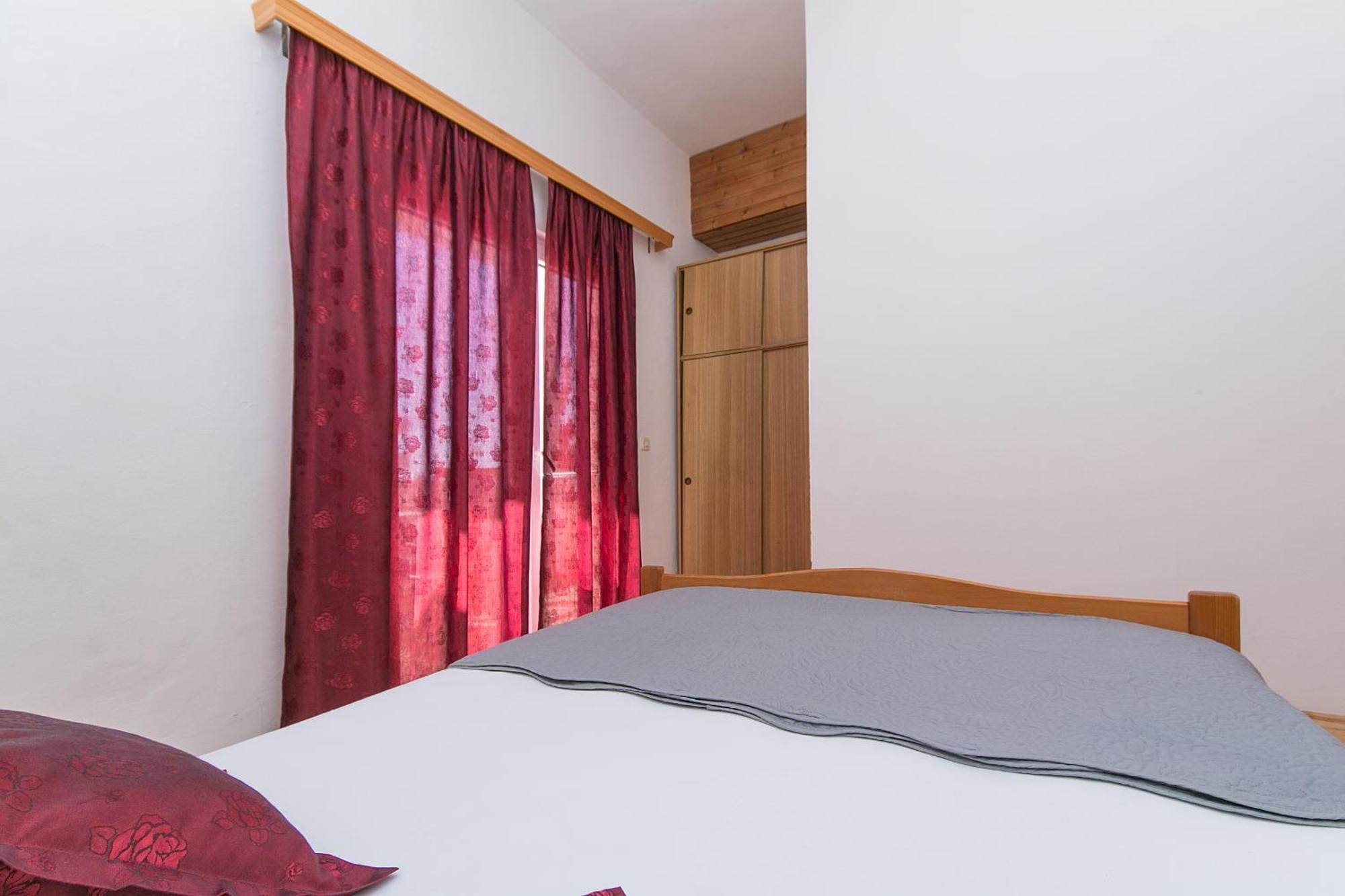Apartments By The Sea Zivogosce - Blato, Makarska - 1057 Blato  Chambre photo