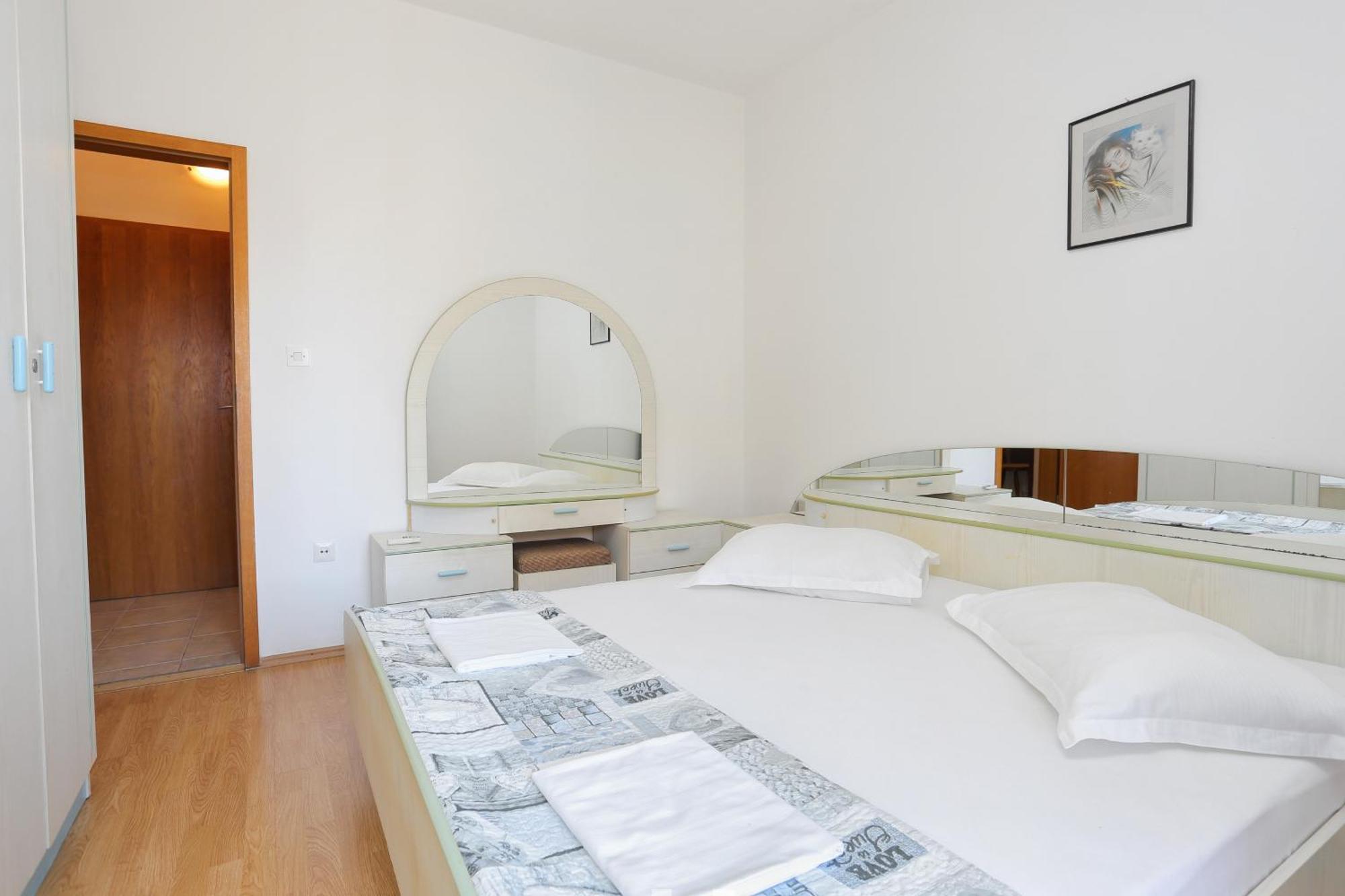 Apartments By The Sea Zivogosce - Blato, Makarska - 1057 Blato  Chambre photo